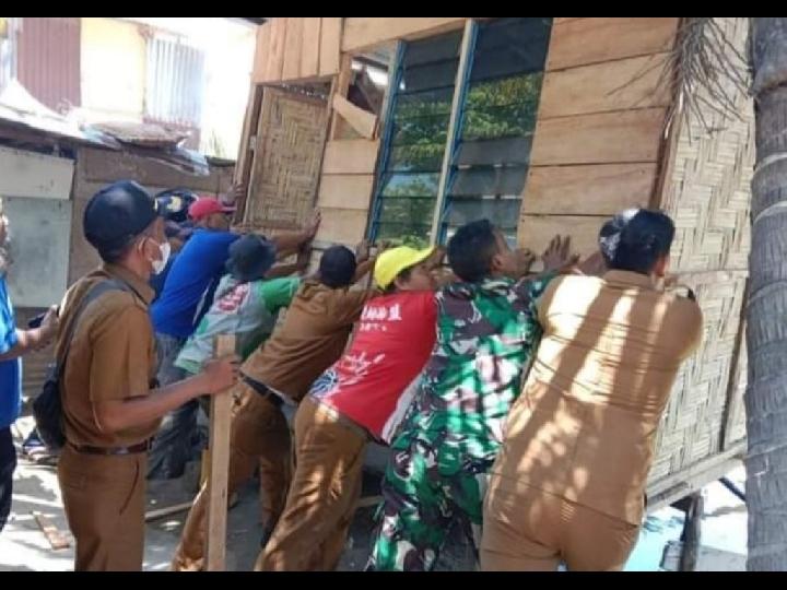 Camat Medan Labuhan Bongkar 10 Bangunan di Wilayahnya, Ini Penyebabnya