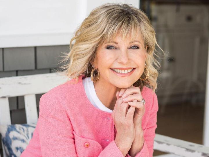 Aktris Australia Olivia Newton-John Meninggal Dunia dalam Usia 73 Tahun