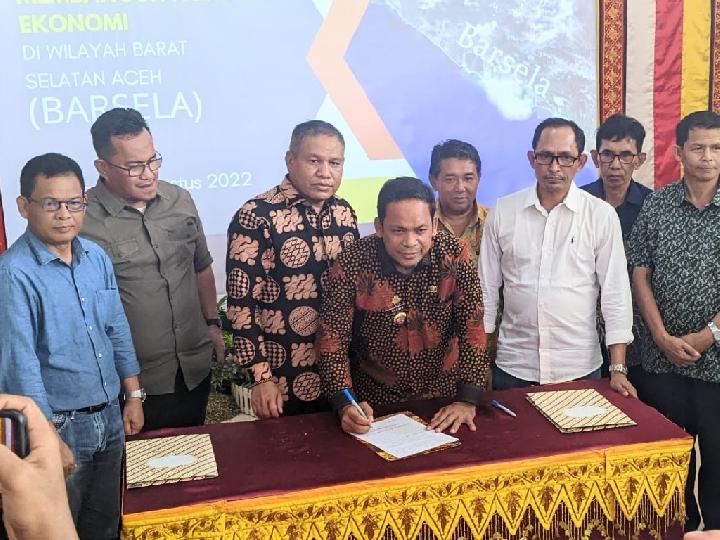 Bupati dan Wali Kota di Barsela Keroyokan Bangun Perekonomian Masyarakat