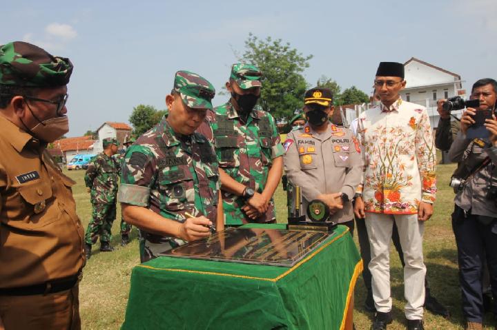 TMMD Usai, Bupati Cirebon Harap Kolaborasi Terus Terjaga