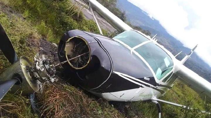 Pesawat Smart Aviation Tergelincir di Bandara Sinak Puncak Papua, 4 Orang Terluka