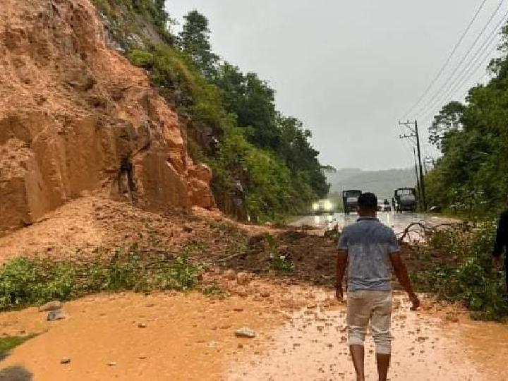 BPBK Aceh Jaya Imbau Pengguna Jalan Waspada Longsor