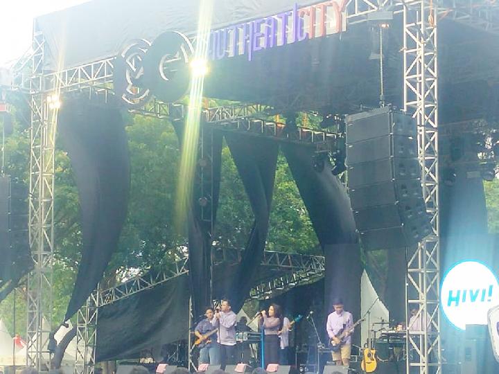 Panggung Megah Authenticity Bikin Pecah Festival The Sounds Project Vol. 5