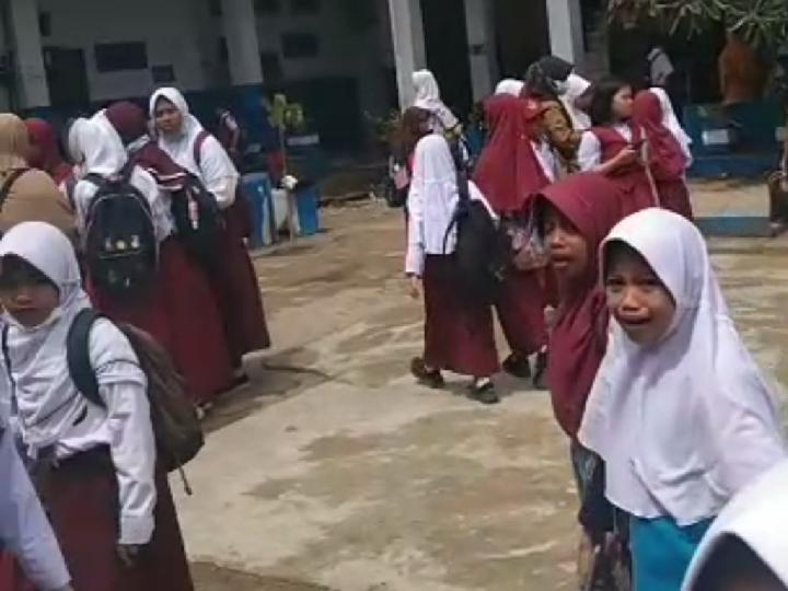 Panik saat Gempa, Siswa SDN 1 Mamuju Pulang Lebih Awal