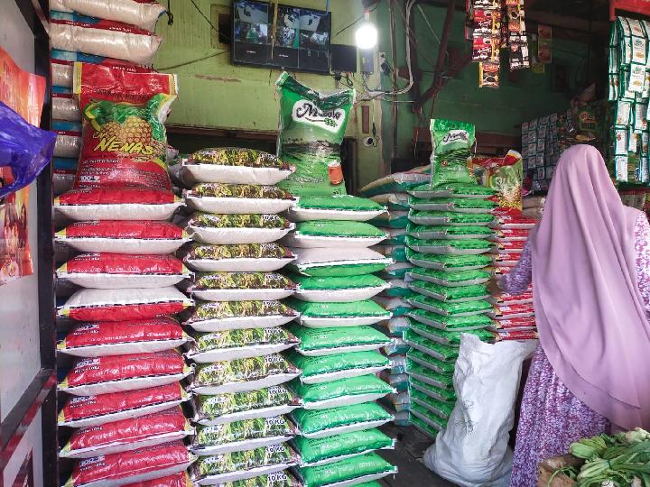 Harga Beras di Pasar Mamuju Melonjak Hingga Rp 15.000
