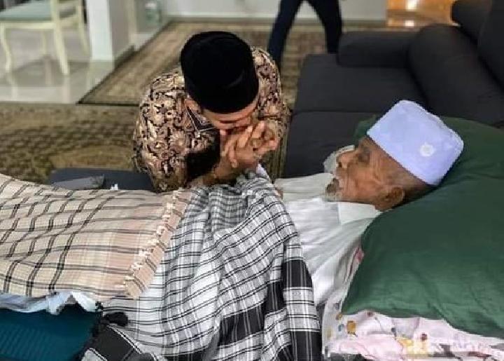 Ulama Kharismatik Abu Tumin Wafat, Kapolda Aceh Berduka