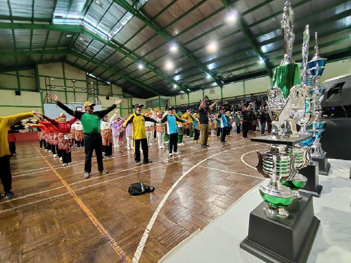 Pemkot Bandung Gelar Pekan Olahraga Lansia