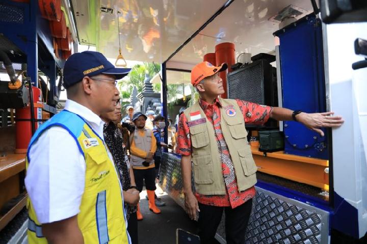 Hadapi Musim Hujan, Ganjar Beli Lima Pompa "Mobile" Baru