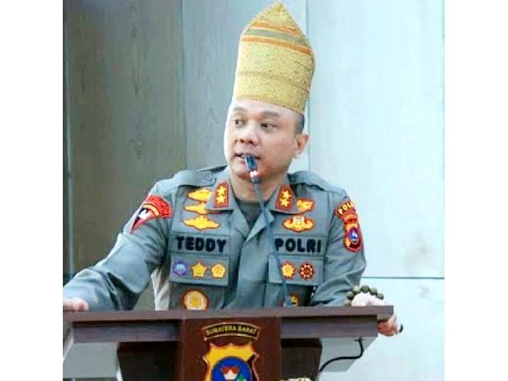 Aksi Saling Jegal di Tubuh Polri Terkait Kasus Narkoba Teddy Minahasa