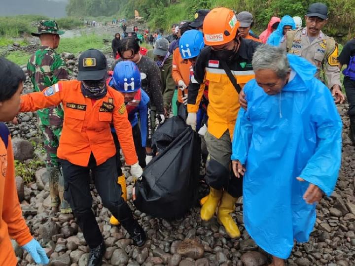 Sudah 6 Korban Ditemukan Meninggal akibat Tanah Longsor di Gowa, Satu Masih Dicari