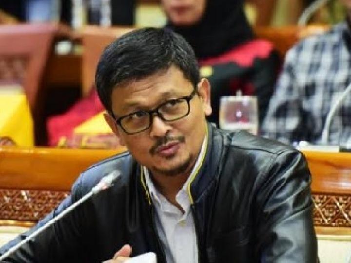 BUMN Berpotensi Bangkrut, DPR Tegaskan Kereta Cepat Jakarta-Bandung Tak Akan Untung