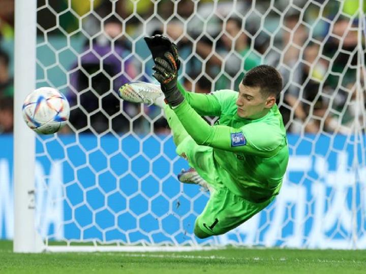  Dominik Livakovic, Kiper Kroasia yang Membuat Brasil dan Neymar Menangis