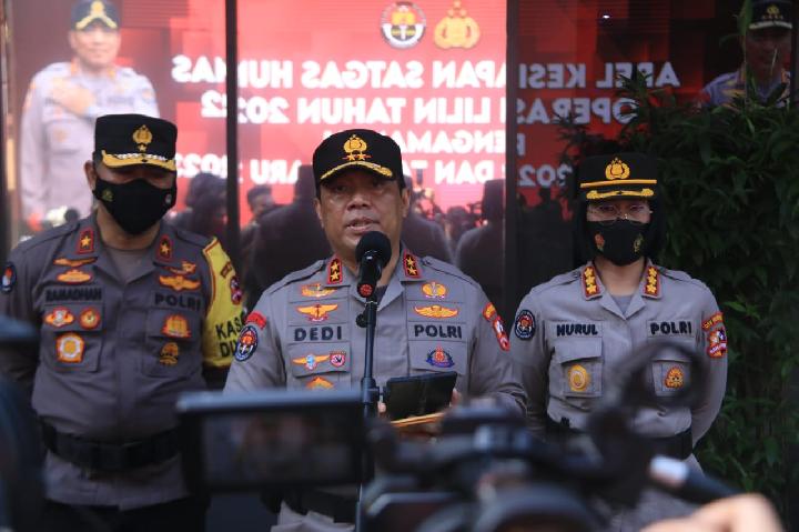 Beri Rasa Aman, Polri Turunkan Kekuatan Penuh Amankan Malam Natal dan Tahun Baru 2023