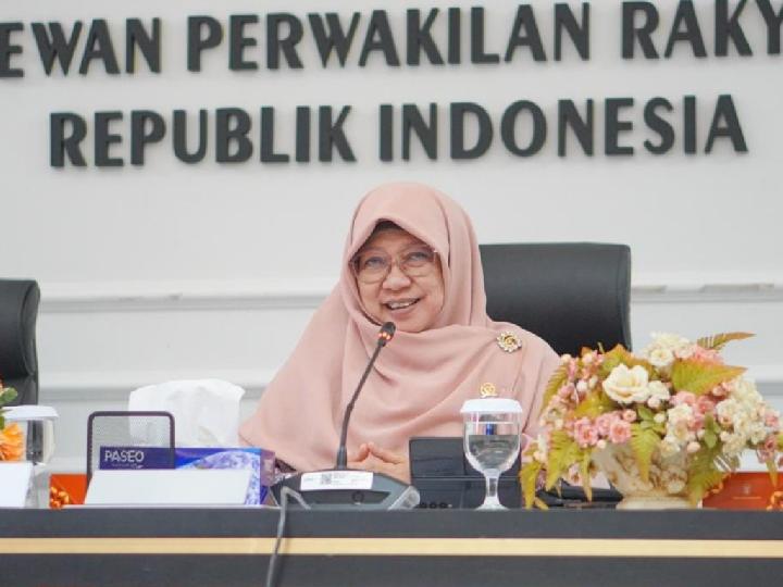 Salurkan Advokasi PSBI, Anis Byarwati: Semoga Terus Bermanfaat untuk Kebaikan