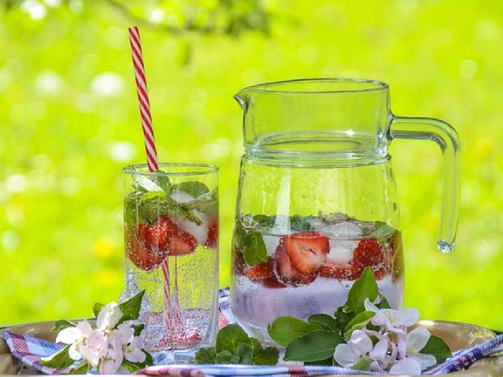 Tutorial Membuat Infused Water yang Bermanfaat untuk Kesehatan