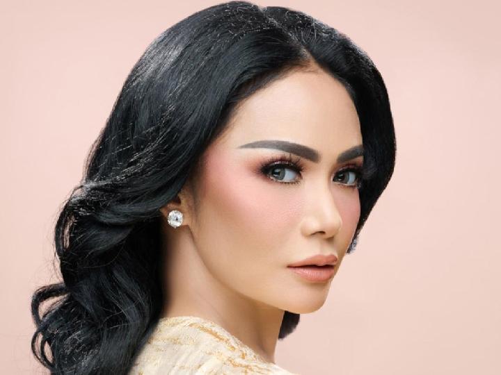 Bakal Rilis Mini Album, Krisdayanti Daur Ulang Lagu Mencintaimu