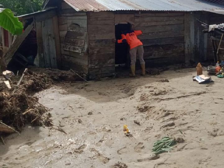 Banjir Melanda Parigi Moutong, Seorang Wanita Lansia Meninggal Terseret Arus