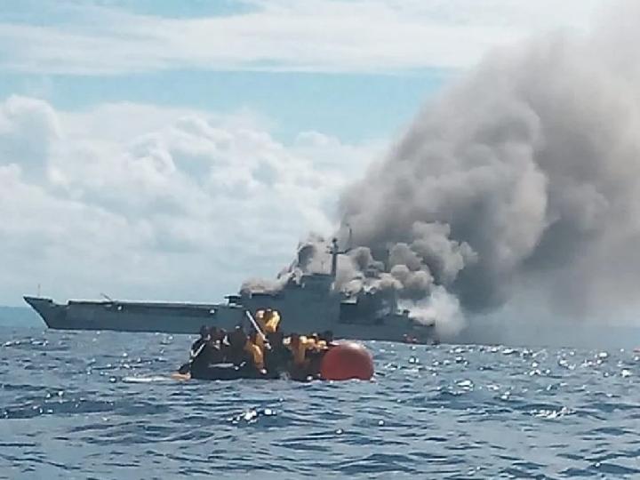 KRI Teluk Hading 538 Terbakar di Perairan Selayar, Sulsel