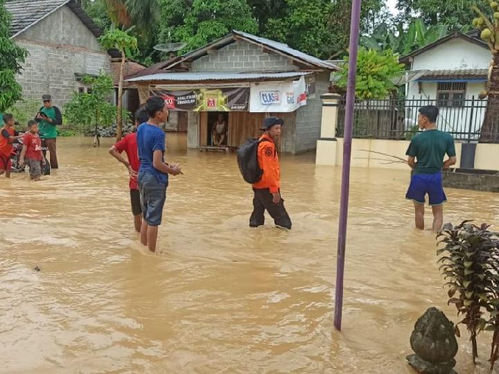 Banjir Melanda Tanggamus Lampung, Dua Rumah Milik Warga Hanyut