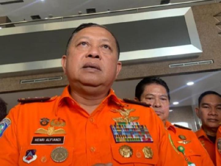 TNI Tolak Status Tersangka Kepala Basarnas, KPK Minta Maaf
