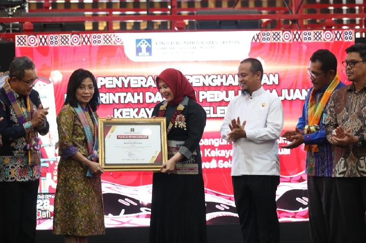Aktif Bangun Kekayaan Intelektual, Makassar Raih Penghargaan Kemenkumham RI