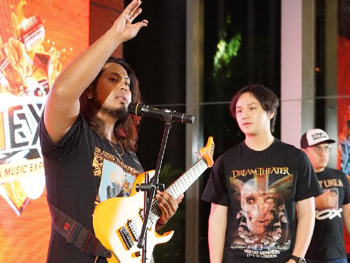 Brand Ambassador Solar Guitars, Fritz Faraday Guncang SMEX 2023