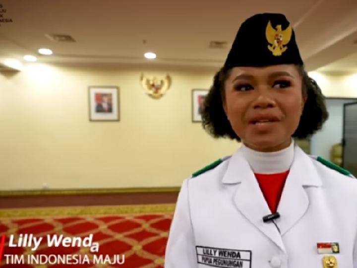 Lilly Wenda, Pembawa Baki Bendera Pusaka dan Momen Sepatu Terlepas saat Bertugas