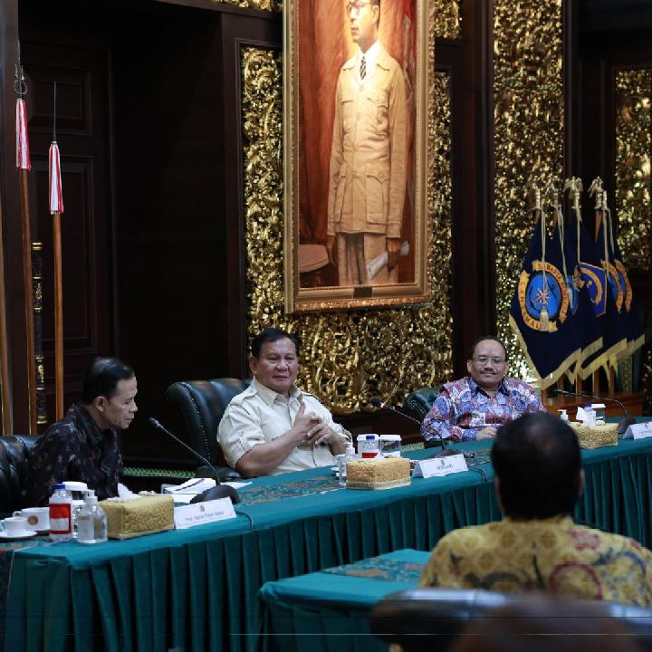 Survei Terbaru LSI, Prabowo 'Tekuk' Ganjar dan Anies