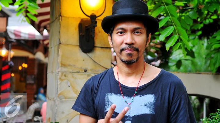 Kabar Duka: Ayah Gitaris Slank Ridho, Tutup Usia