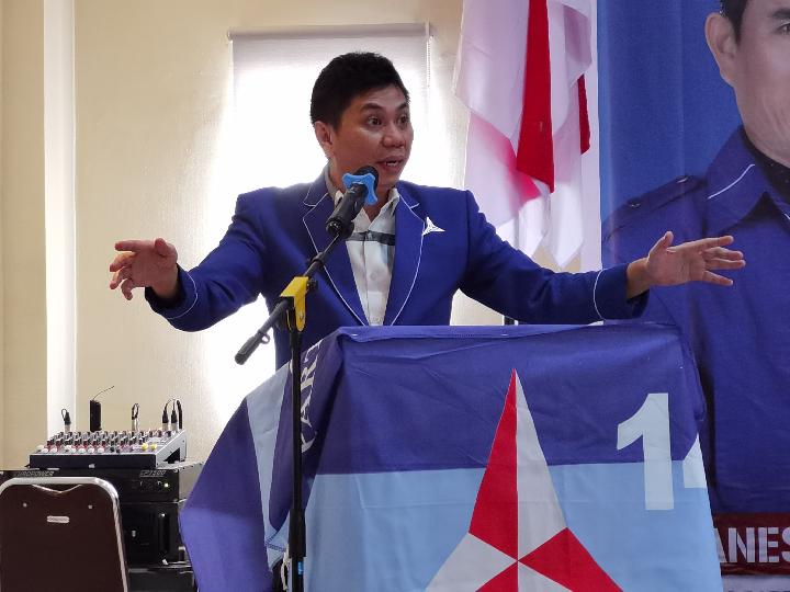 Jansen Sitindaon Hadiri Pelantikan Ketua PAC Demokrat Simalungun: Partai Ini Jenis Ikan Paus