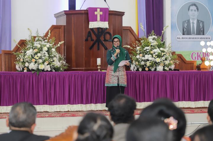 Penasbihan 10 Pendeta GKPS, Susanti Harap Kehidupan Beragama di Siantar Semakin Kuat
