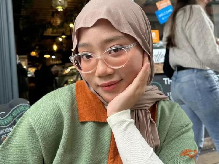 Putuskan Lepas Hijab, Berikut Profil Anak Ridwan Kamil, Laetitia Azzahra