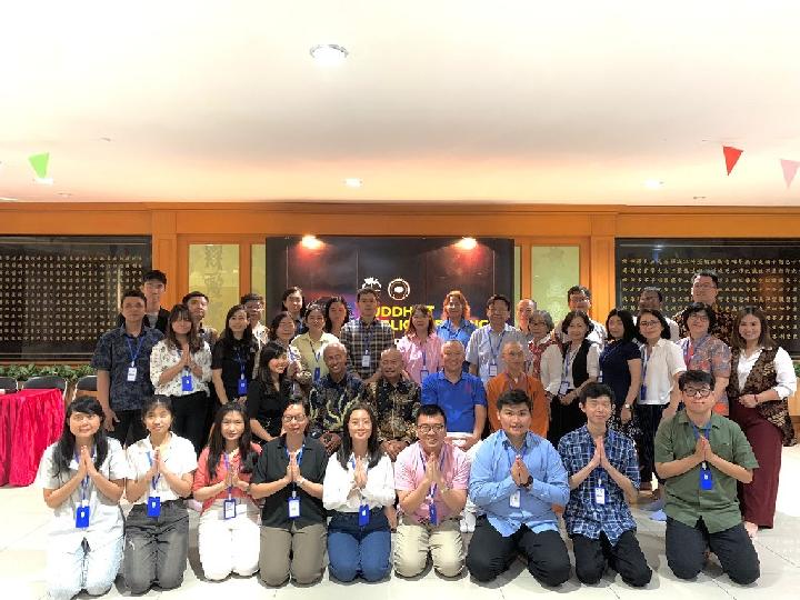 Buddhist Public Speaking: Nyoman Suriadarma Ajak Calon Dharmaduta Tingkatkan Komunikasi