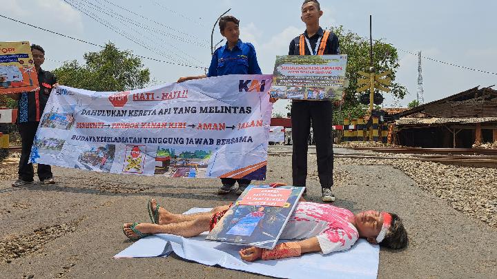 KAI Daop 3 Cirebon Tutup 14 Perlintasan Sebidang Demi Tingkatkan Keselamatan