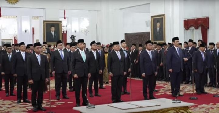 Prabowo Resmi Lantik Deretan Pejabat Negara, Tubagus Ace hingga Budiman Sudjatmiko