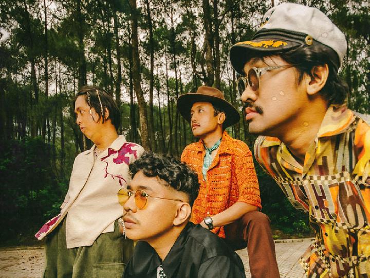 The Panturas Gandeng Doel Sumbang di Single Jimat