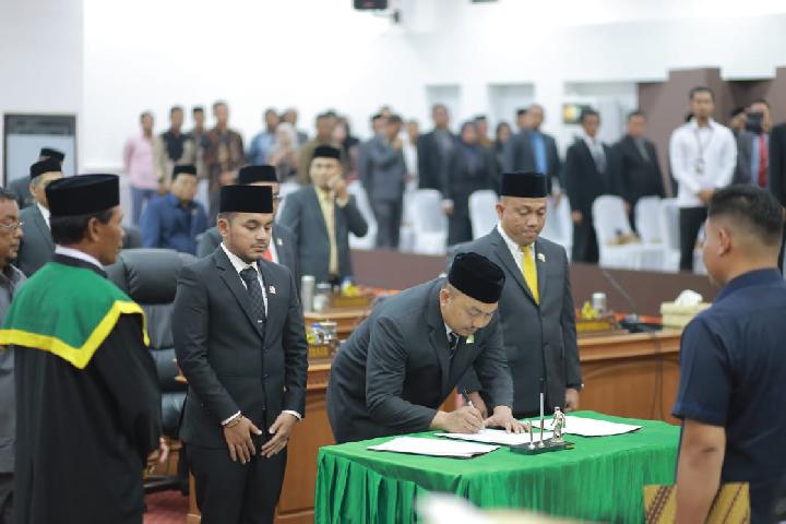 Resmi Jadi Wakil Ketua DPRK Nagan Raya, dr Afzalul Zikri Prioritaskan Kesehatan dan Bantuan Sosial