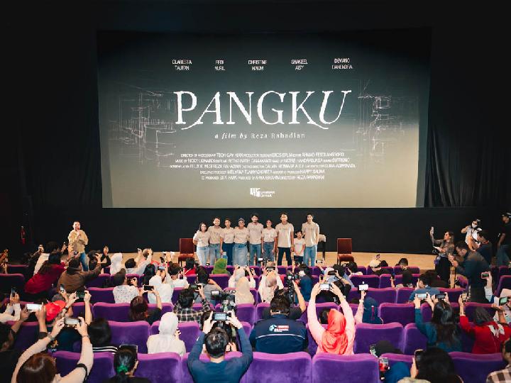 Debut Jadi Sutradara, Reza Rahadian Perkenalkan Film Pangku