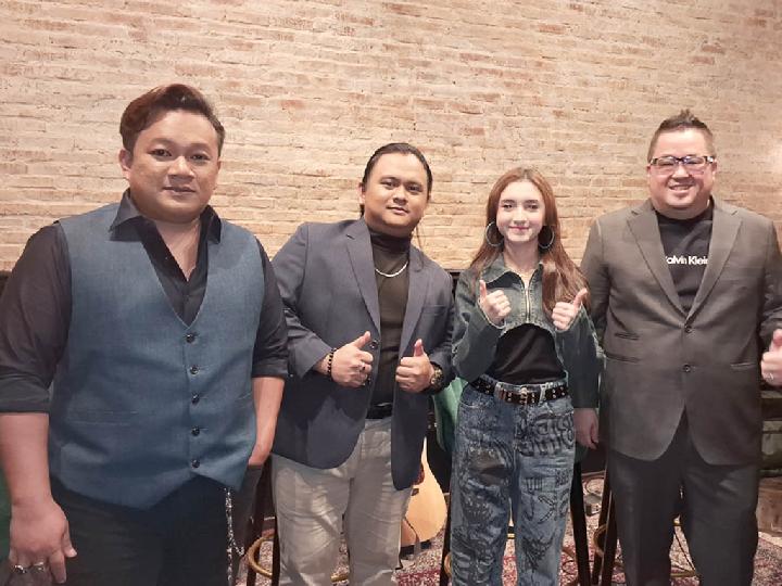 Tiga Solois Malaysia, Amir Jahari, Ryenald Guntabid, dan Alyssa Dezek Gelar Tur Promo di Jakarta