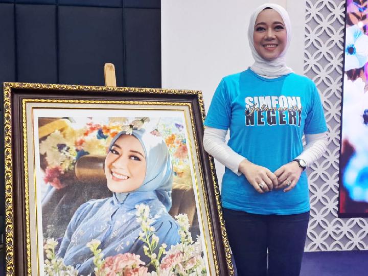 Istri Kasal, Feraali Lepas Single Jalasenastri Simfoni Negeri