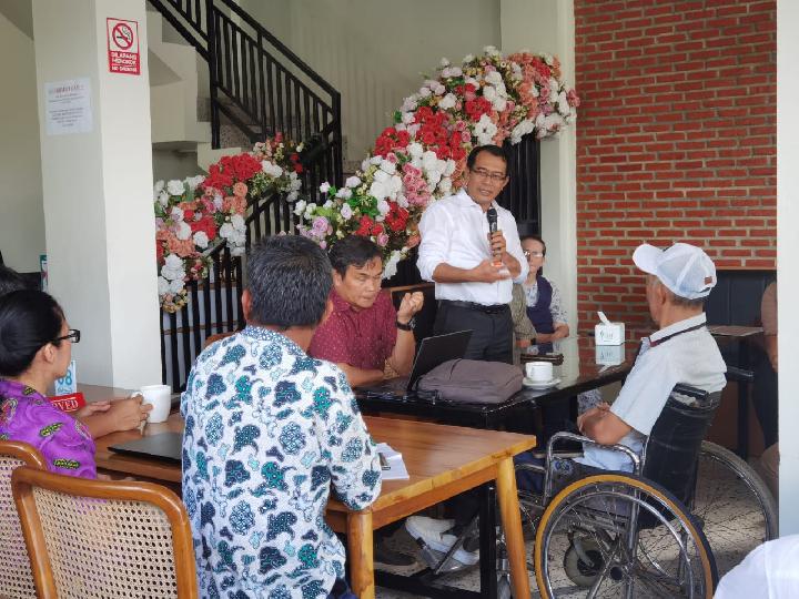 Penrad Siagian Ajak Semua Pihak Peduli Pada Hak-Hak Disabilitas di Sumut 