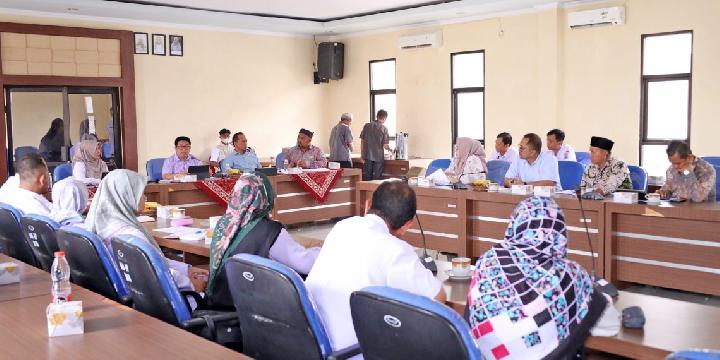 Retribusi Lampaui Target 100 Persen, Komisi II DPRD Kota Cirebon Apresiasi Kinerja DKPPP