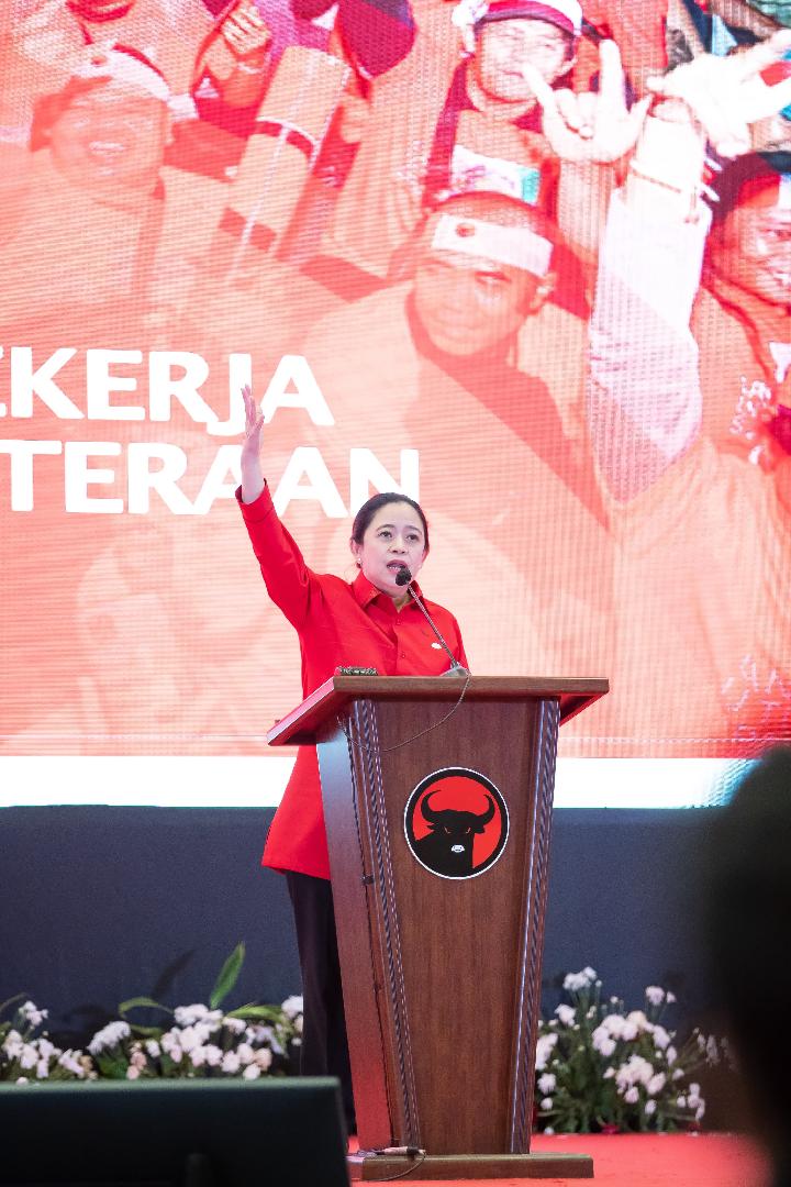 Ke Anggota DPRD PDIP, Puan: Hasilkan Program dan Kebijakan Terbaik Bagi Rakyat