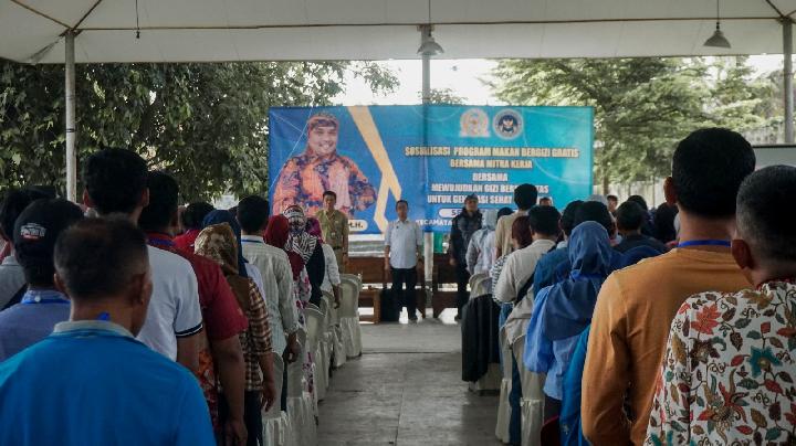 BGN dan DPR RI Sosialisasi Program Makan Bergizi Gratis di Kota Blitar