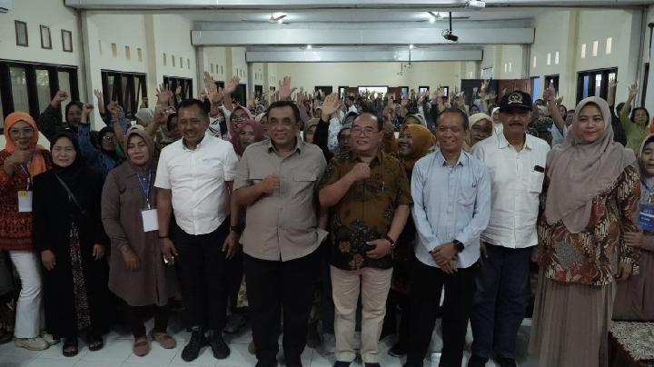 Strategi Cerdas Wujudkan Generasi Sehat, DPR RI dan BGN Sosialisasikan Program Gizi Gratis di Tulungagung