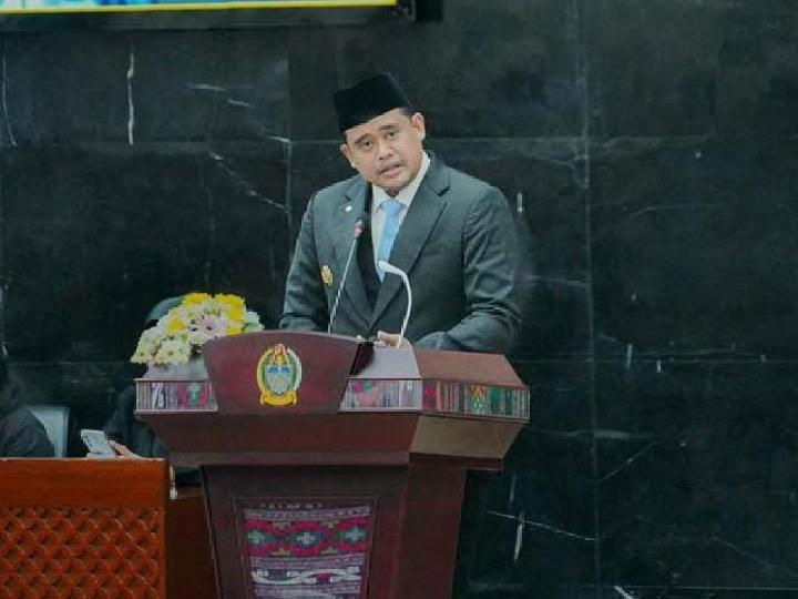 Hasto Minta KPK Periksa Keluarga Jokowi, Bobby Nasution: Namanya Permintaan, Silakan Saja