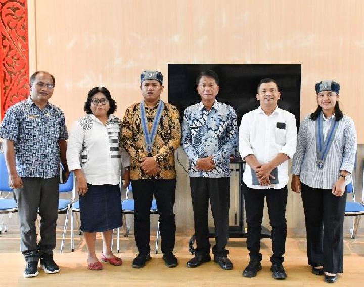 Stafsus Senator Penrad Audiensi ke Pemkab Samosir, Bahas Sinergi hingga Aduan Masyarakat