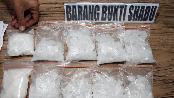 Koarmada I Tangkap Kapal Pembawa 1,9 Ton Sabu di Laut Karimun
