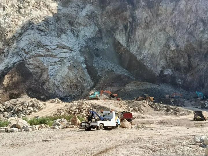11 Korban Longsor Gunung Kuda Masih Hilang, Polda Jabar Kerahkan 400 Personel