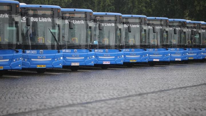 Gubernur Jakarta Targetkan 2.000 Bus Listrik TransJakarta Beroperasi pada 2029